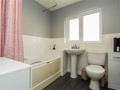 BATHROOM/W.C.
